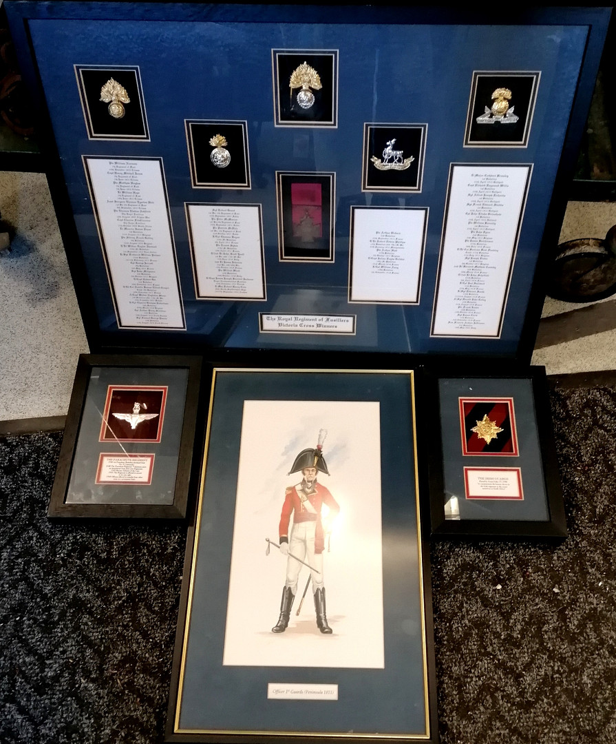 COMMEMORATIVE ROYAL REGIMENT OF FUSILIERS VICTORIA CROSS WINNERS DISPLAY.