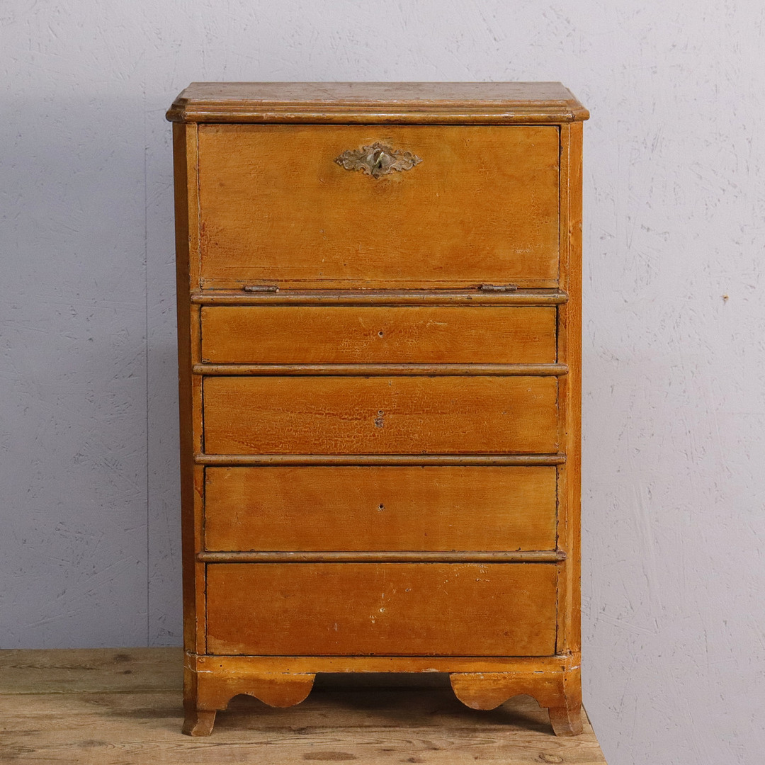 CHIFFONJÉ, barnstorlek, 1800-talets andra hälft.