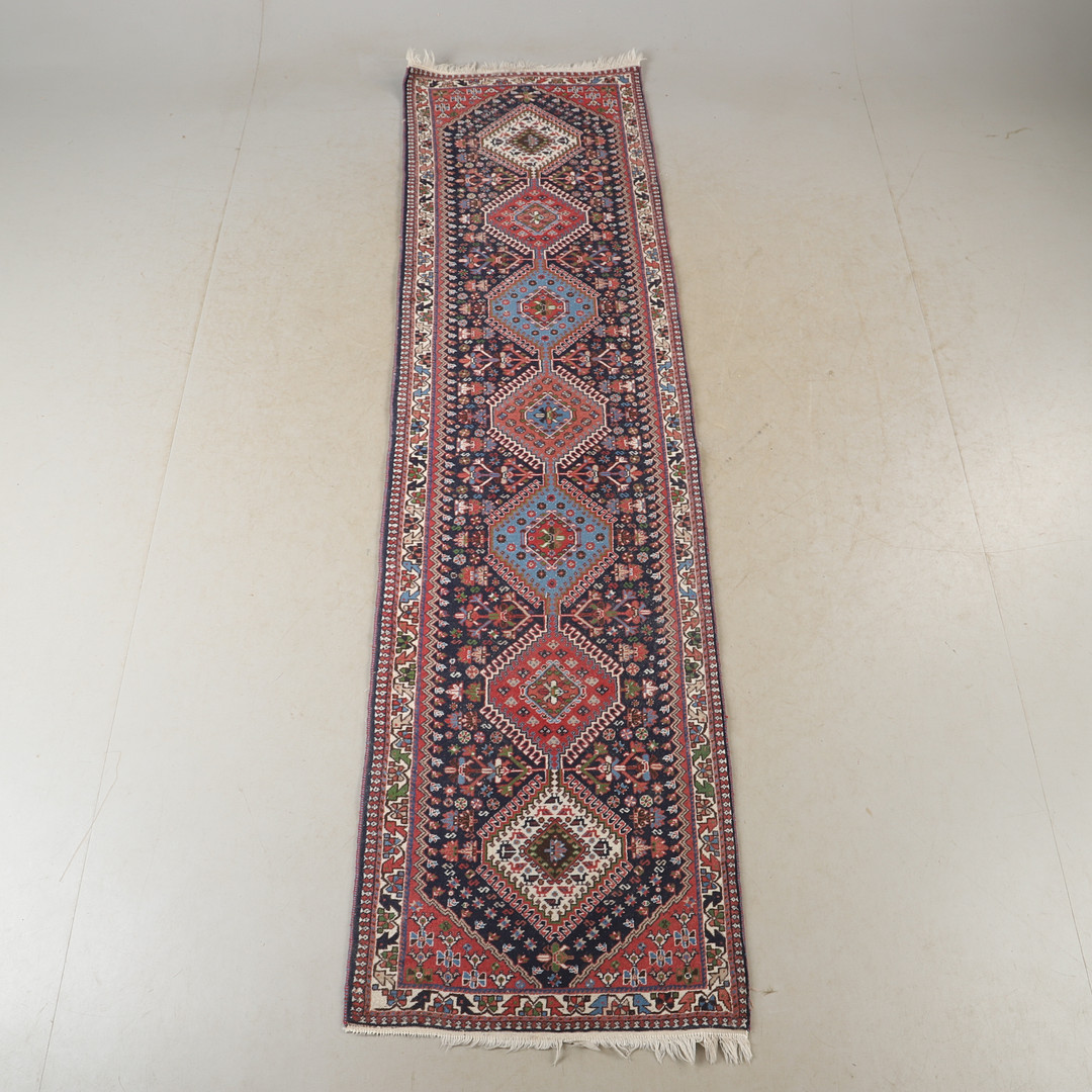 MATTA, orientalisk, galleri, 293 x 78 cm.