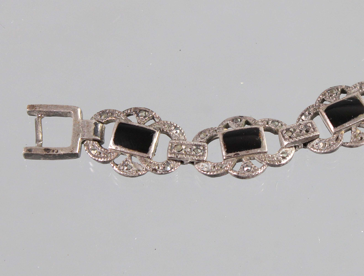 ANTIKES ONYX ARMBAND SILBER.