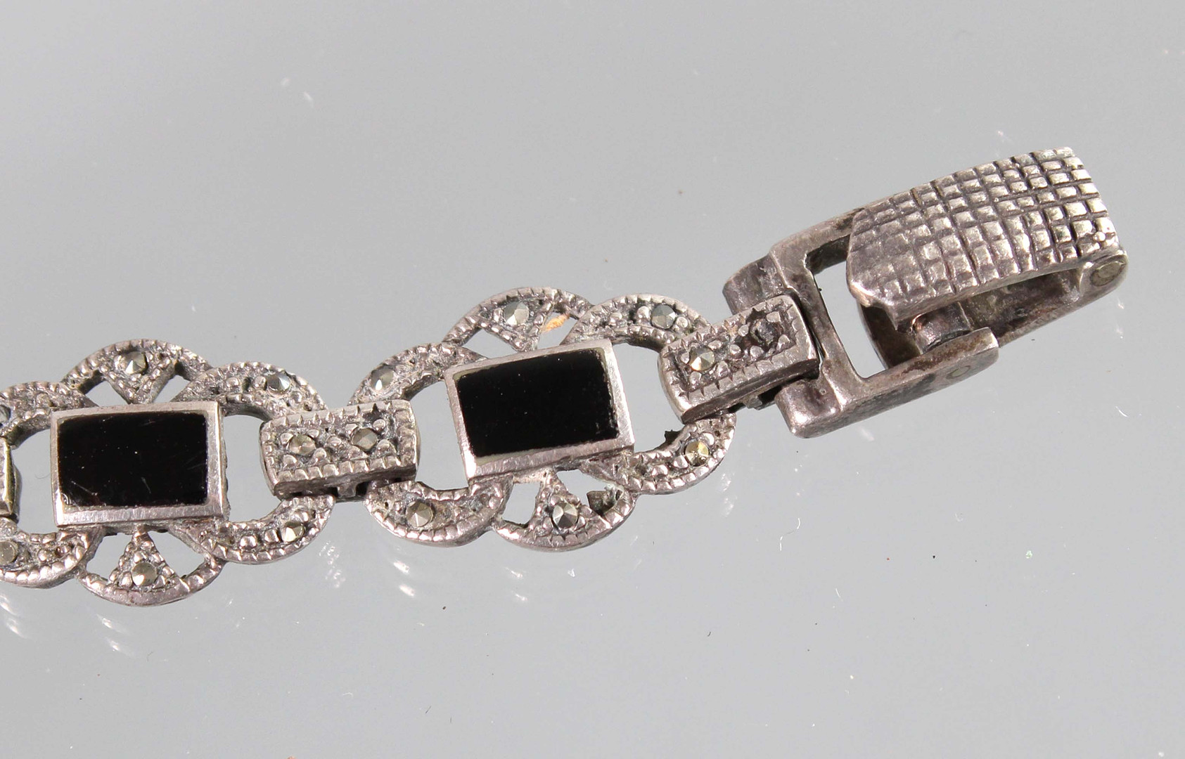 ANTIKES ONYX ARMBAND SILBER.