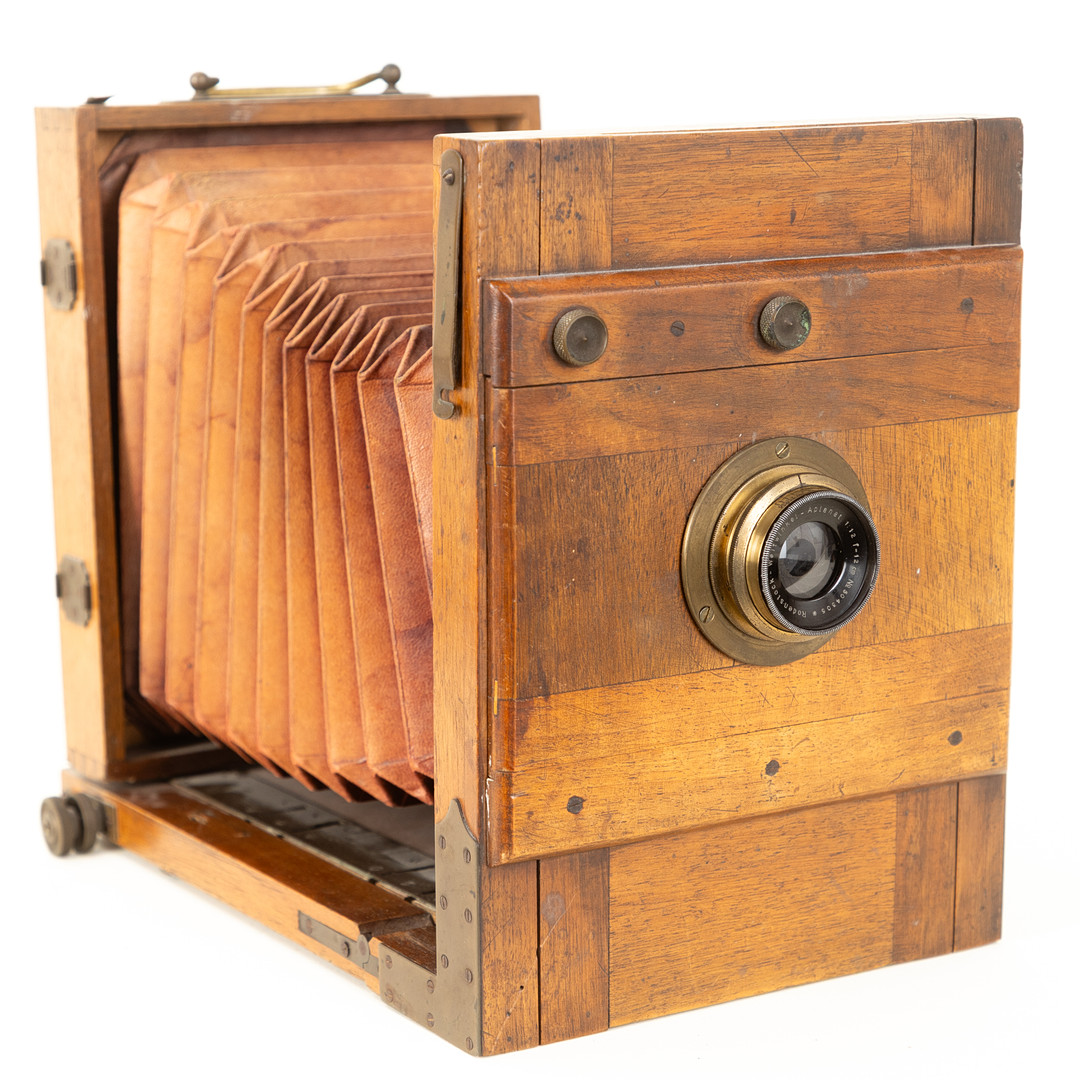13 x 18 cm Reisekameras aus Holz mit Rodenstock Weitwinkel - Aplanat 1:12 / 12cm ( SN 504305 ) Objektiv.