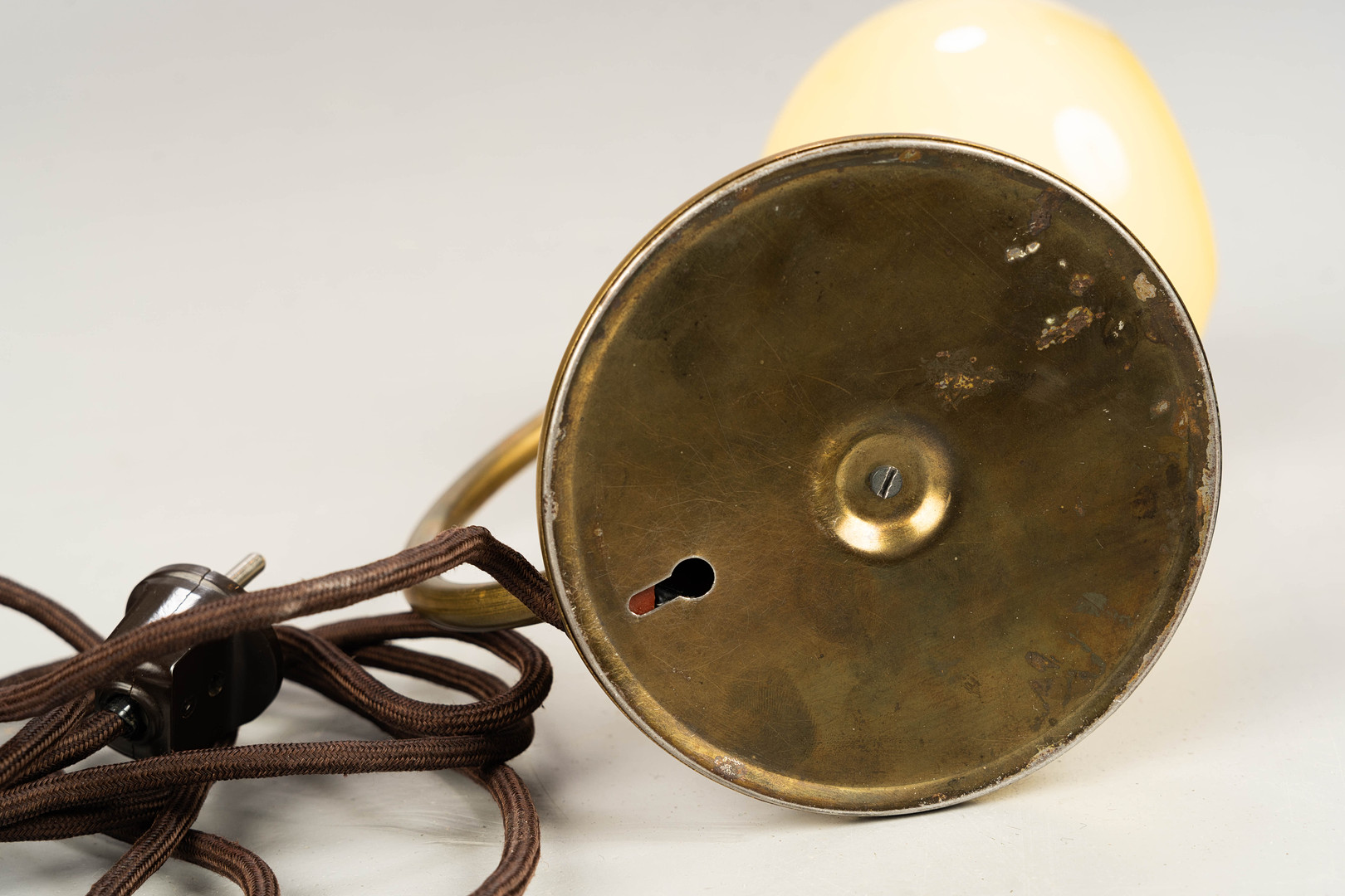 Bordslampa, glas/mässing, art deco, 1930/40-tal.