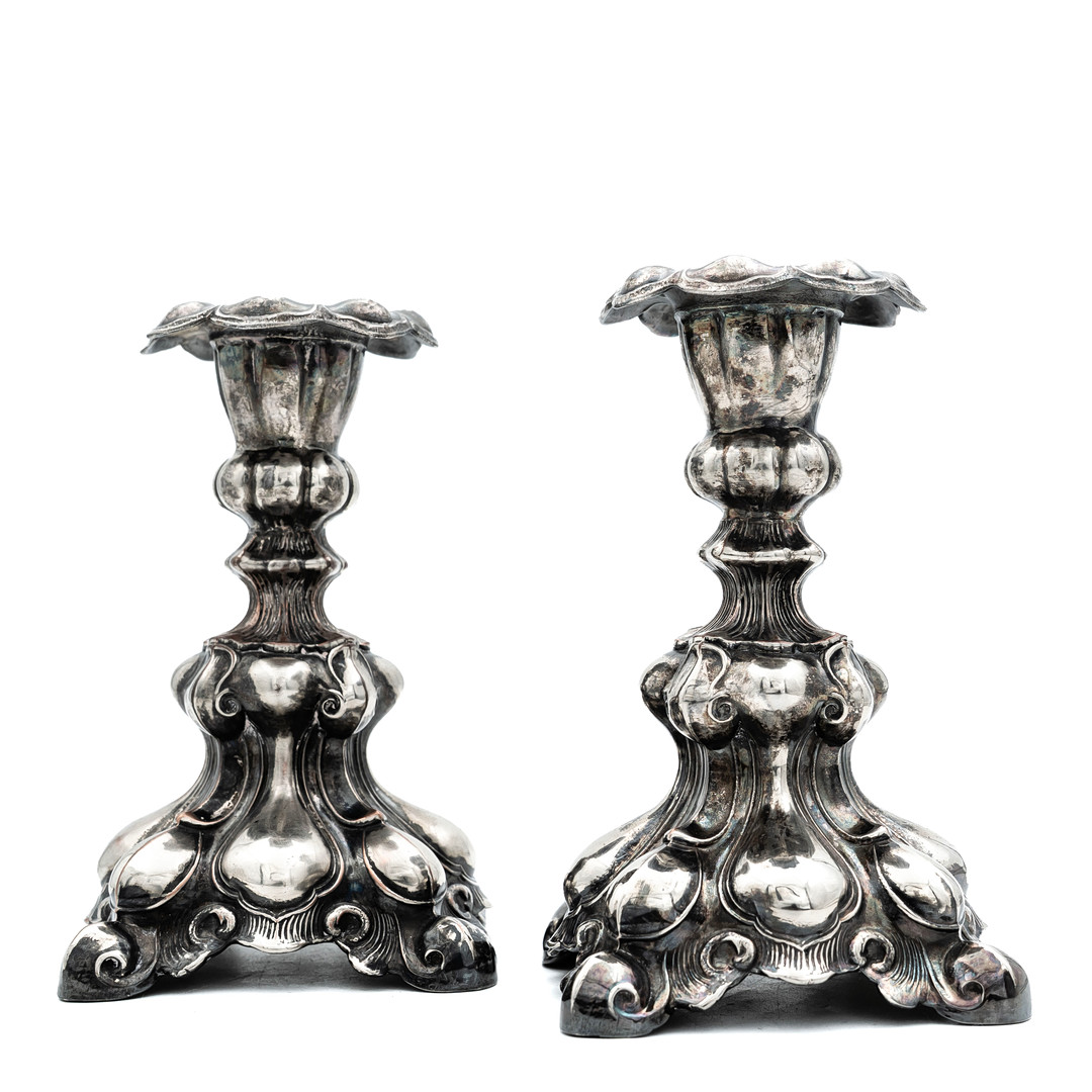 LJUSSTAKAR, Rokoko, nysilver, 1900-tal.