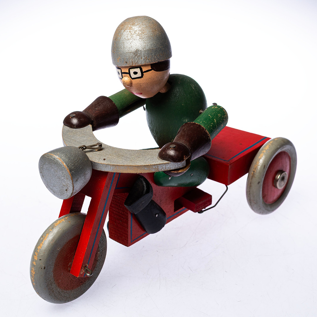 LEKSAK, motorcyklist, trä, 1940/ 50 - tal.