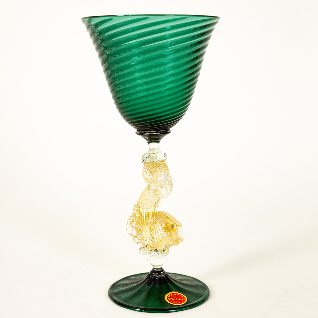 Weinglas mit plastischem Delphin, Murano, 2. Hälfte 20. Jh.