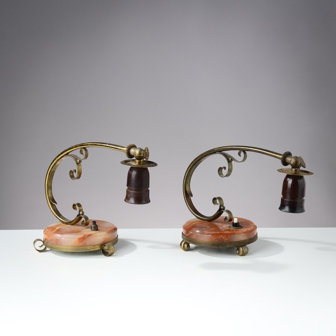 Et par art deco bordlamper af messing og alabast, ca. 1930'erne, (2).