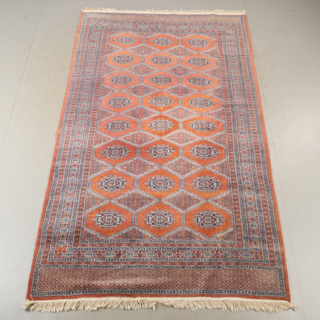 MATTA, orientalisk, 261 x 158 cm.
