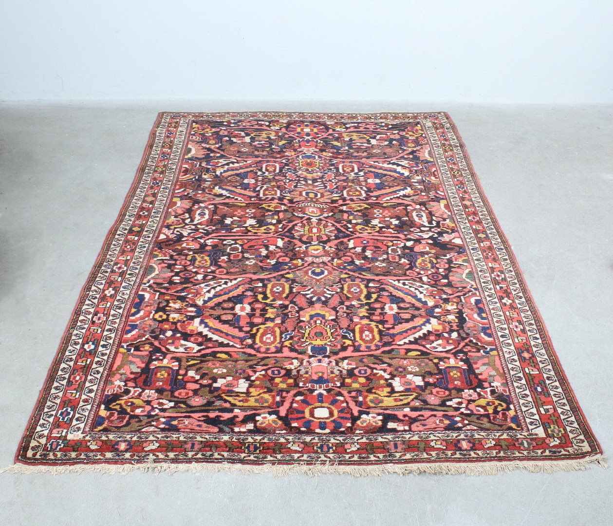 Orientalischer Teppich, Bakhtiari, Wolle auf Wolle, 258 x 162 cm.