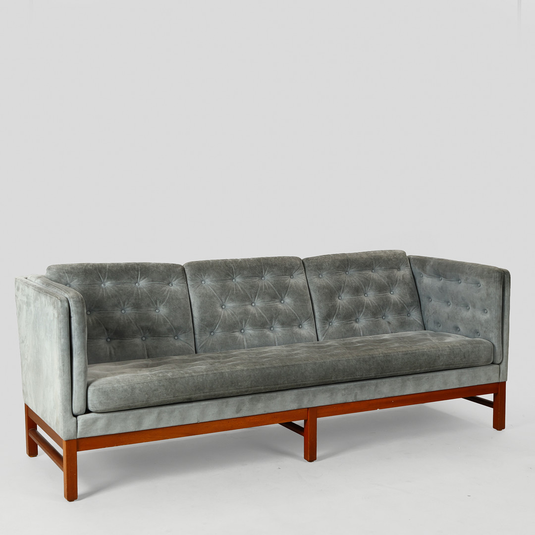 ERIK JØRGENSEN. 'EJ315-3'. Tre-pers. sofa, Fredericia Furniture, Danmark.
