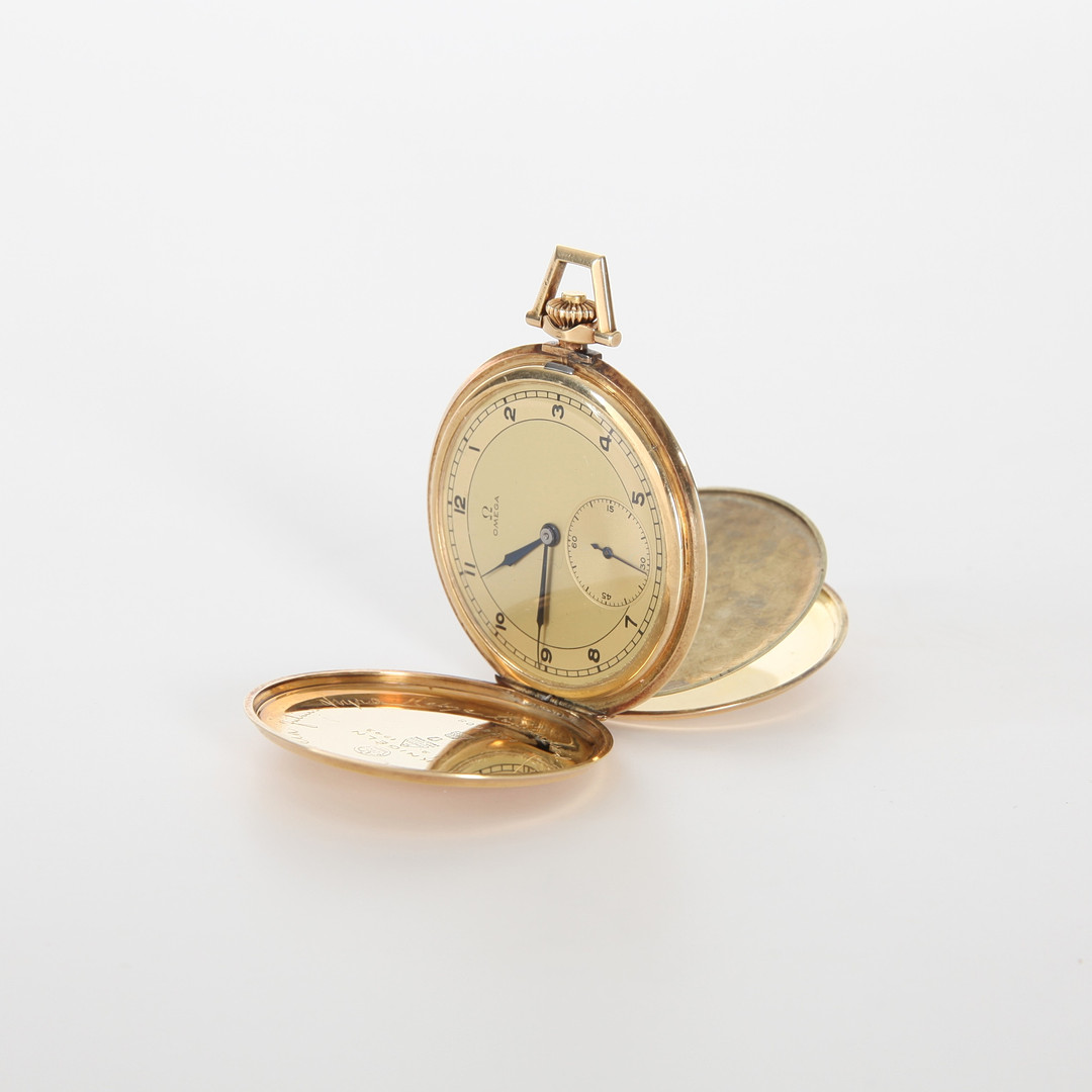 SAVONETTE OMEGA, 14K guld, manuellt uppdrag med ankargång, 1940-tal.
