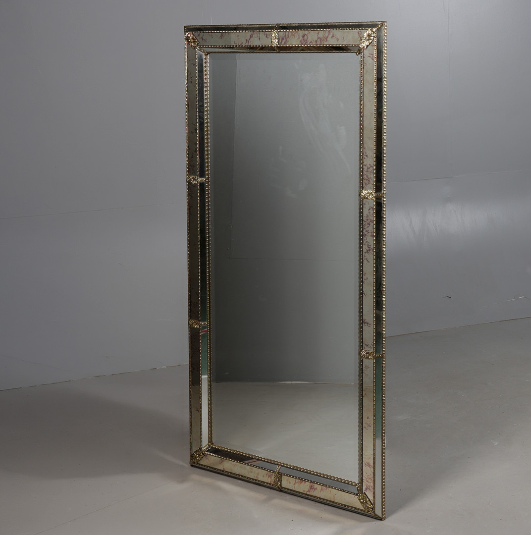 THE 19TH CENTURY STYLE WALL MIRROR.