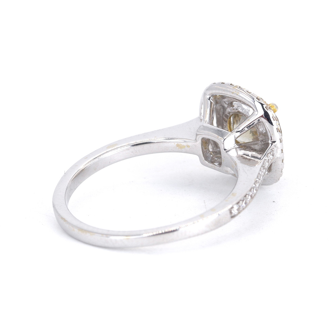 18CT DIAMOND HALO RING (1.73CT).