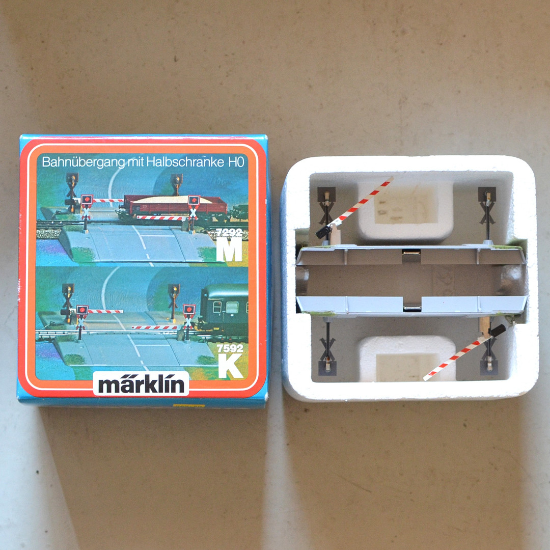 MÄRKLIN, MODELLEISENBAHN KONVOLUT, DEUTSCHLAND, 20. JAHRHUNDERT.