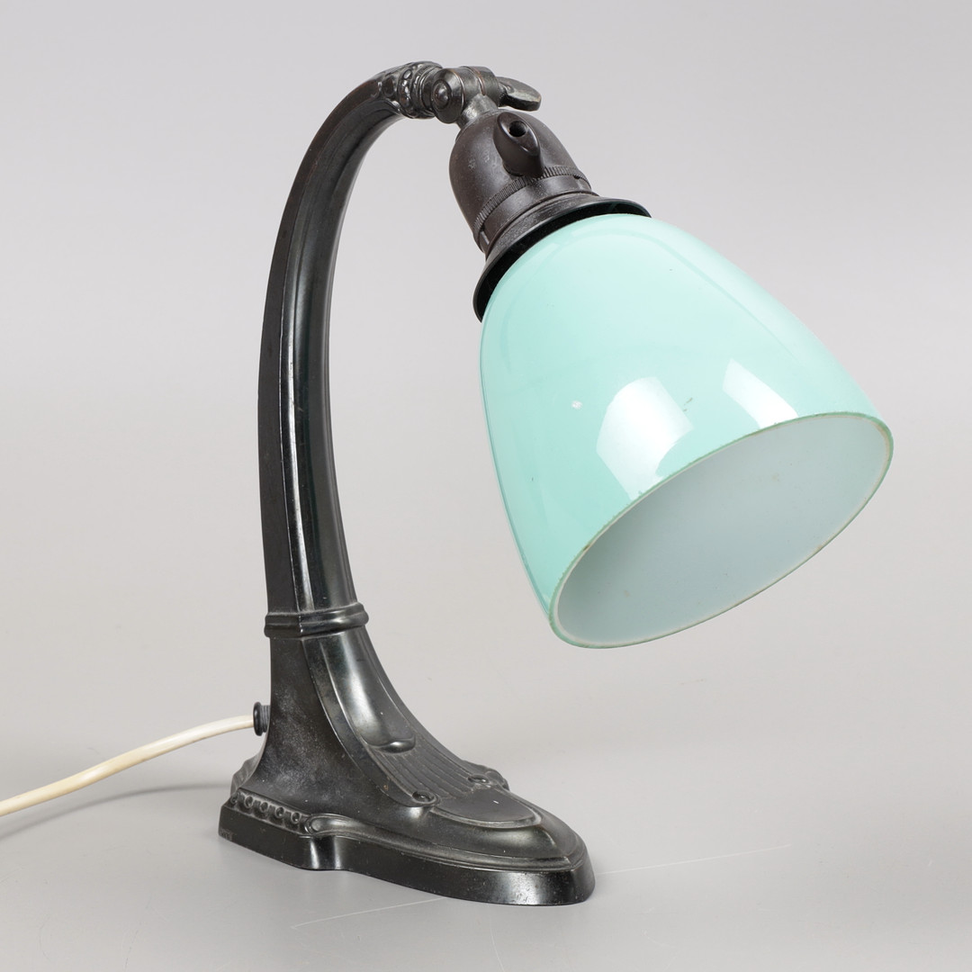 BORDSLAMPA/VÄGGLAMPA, jugend, 1900-talets första hälft.