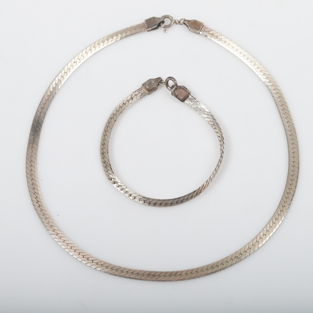 COLLIER SAMT ARMBAND, halvstel länk, sterlingsilver.
