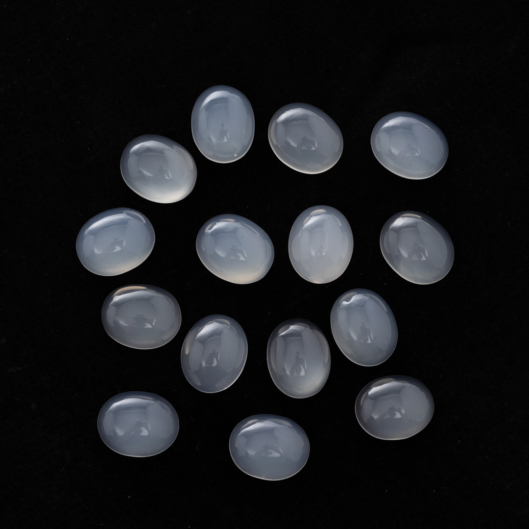 KALCEDON, 43,79 ct.