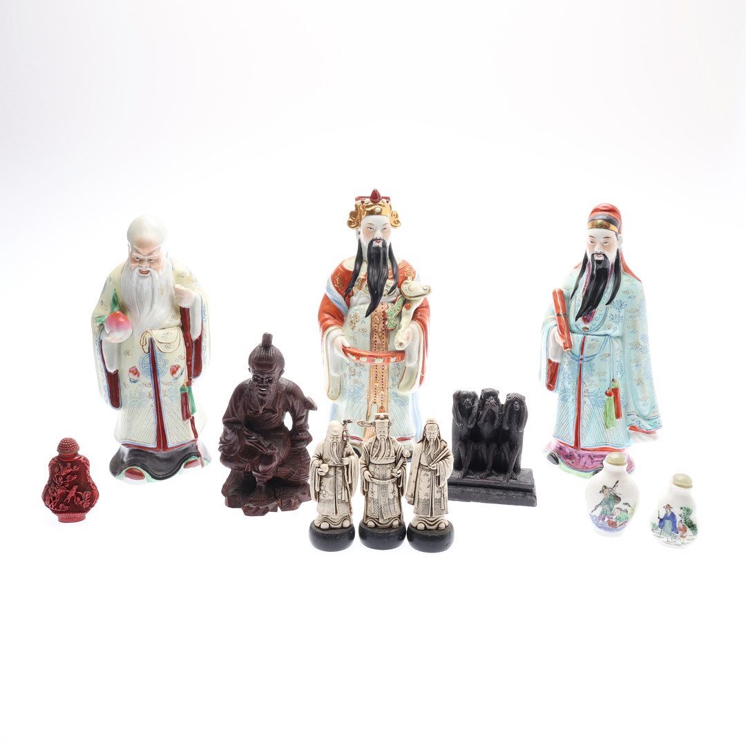 CHINESE PORCELAIN "SANXING" FIGURES, OTHER FIGURES, AND SNUFF BOTTLES. (11).