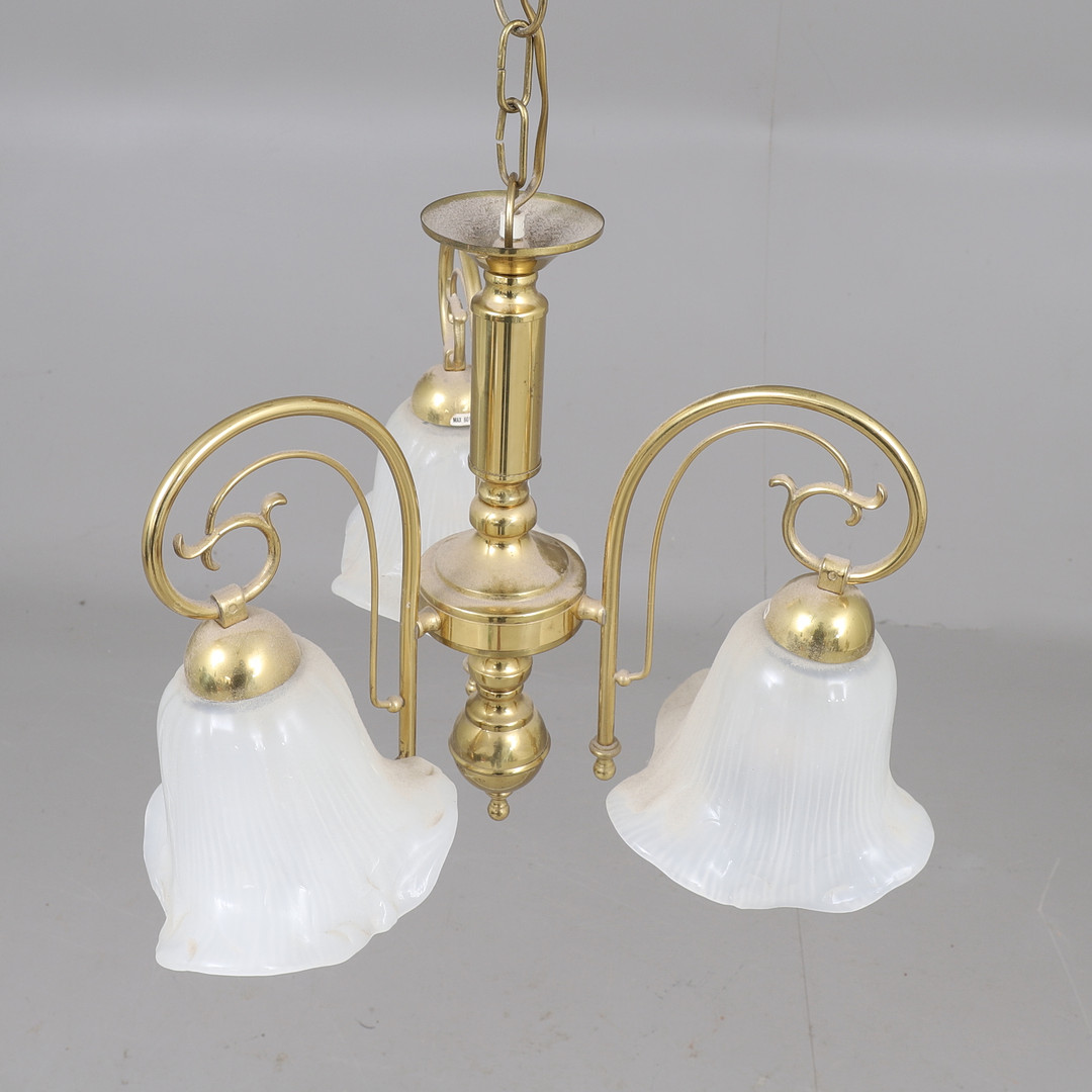 TAKLAMPA, mässing och glas, 1900-tal.