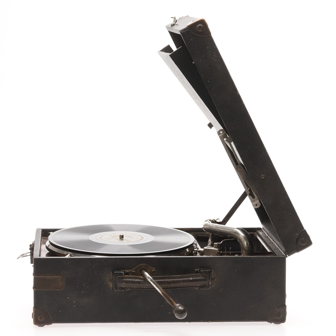 RESEGRAMMOFON. Juwel Sieverths, 1900-talets första hälft.
