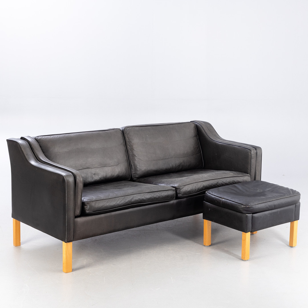 Mogens Hansen, 2-Sitzer Sofa MH195, schwarzes Leder + Hocker (2).