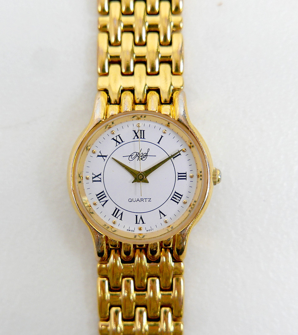 FIVE ASSORTED LADIES WRISTWATCHES.