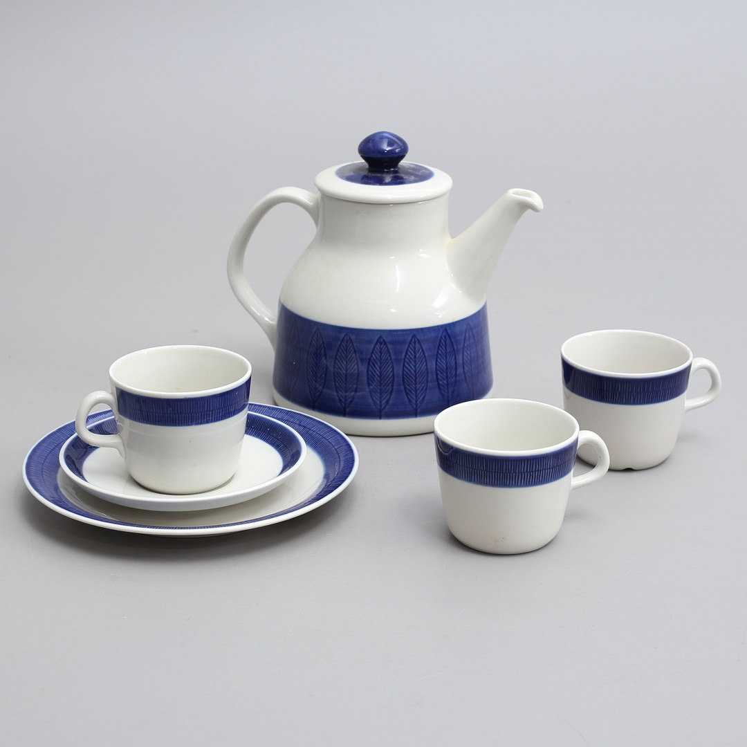 HERTHA BENGTSON. Kaffeservisdelar, 6 st, "Koka Blå", porslin, Rörstrand.