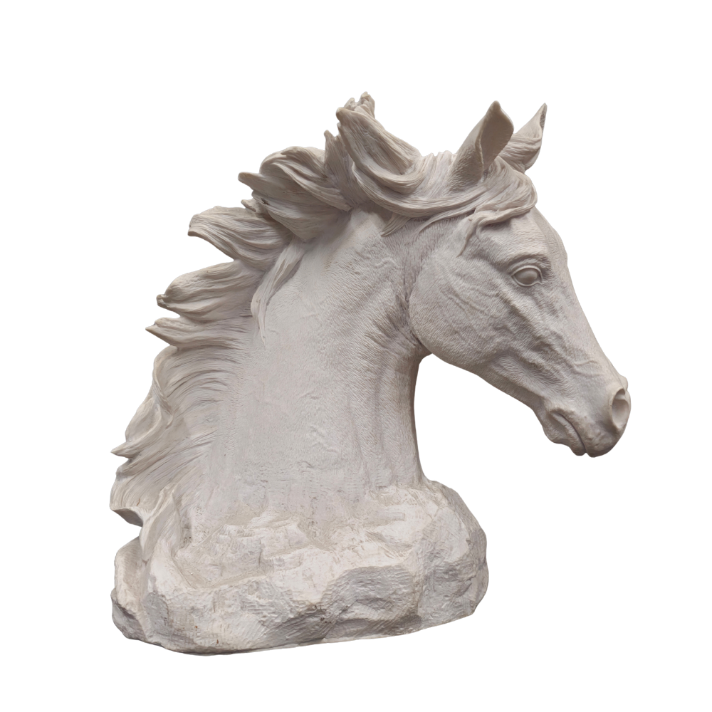Busto de caballo en marmolina.