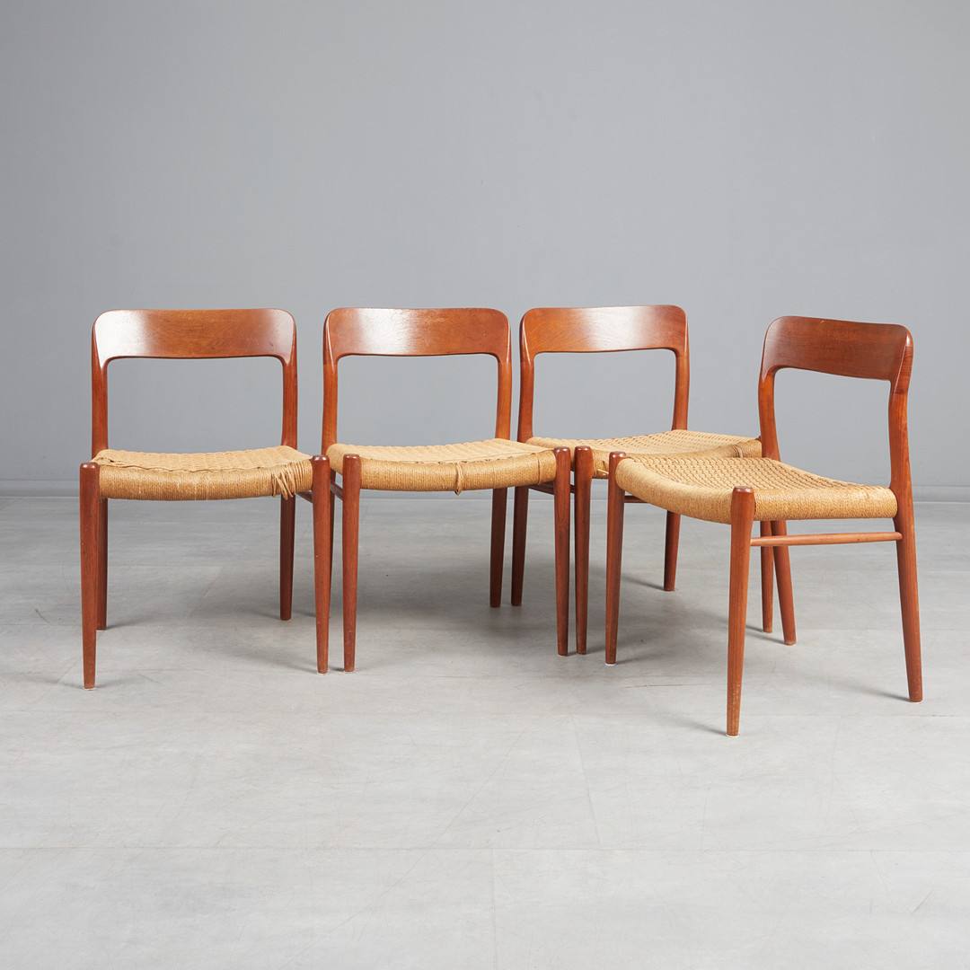 NIELS OTTO MØLLER. J.L. Møller, Stühle / Esszimmerstühle, Modell '75', Teak, Kordelgeflecht, 1960er Jahre, Dänemark (4).