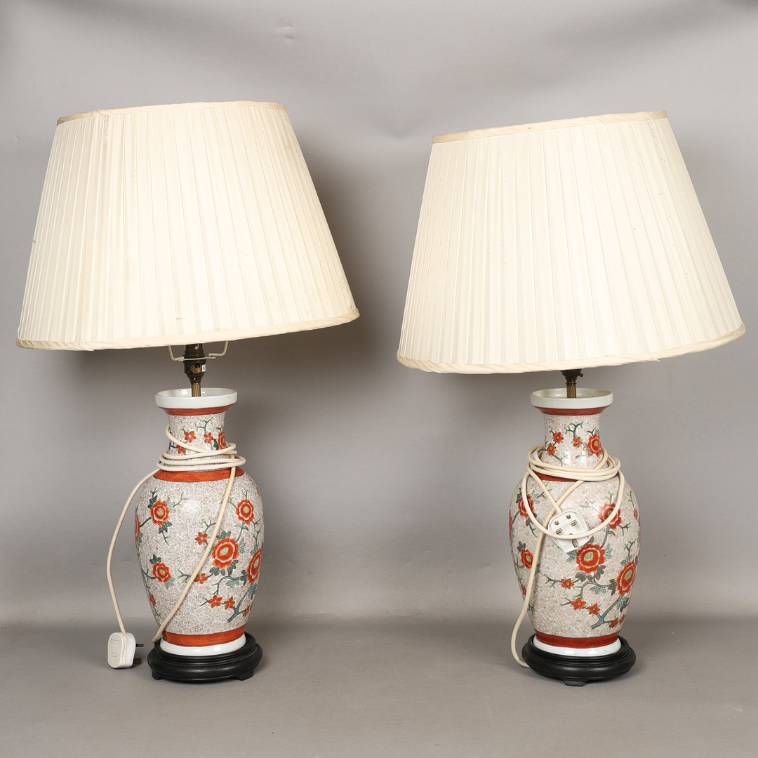 A PAIR OF JAPANESE SATSUMA PORCELAIN VASES CONVERTED TO TABLE LAMPS, 20TH CENTURY (2).