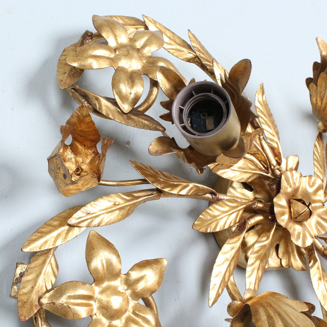 Wandlampe/Deckenlampe Florentiner Stil der 1970er, Italien.