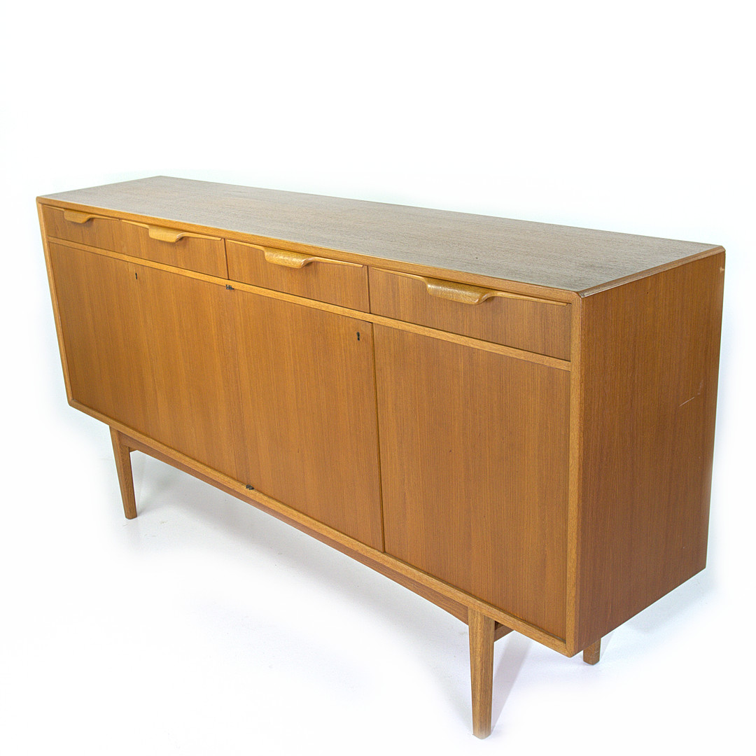 BERTIL FRIDHAGEN. Sideboard, "Reno", teak, brännmärkt Bodafors, 1958.