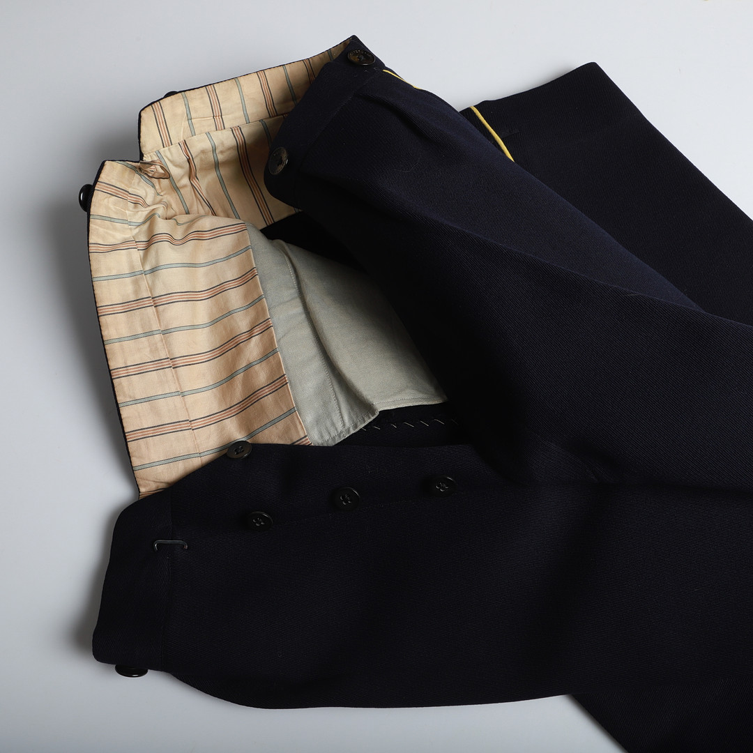 MILITÄRUNIFORM, 3 delar, m/1886.
