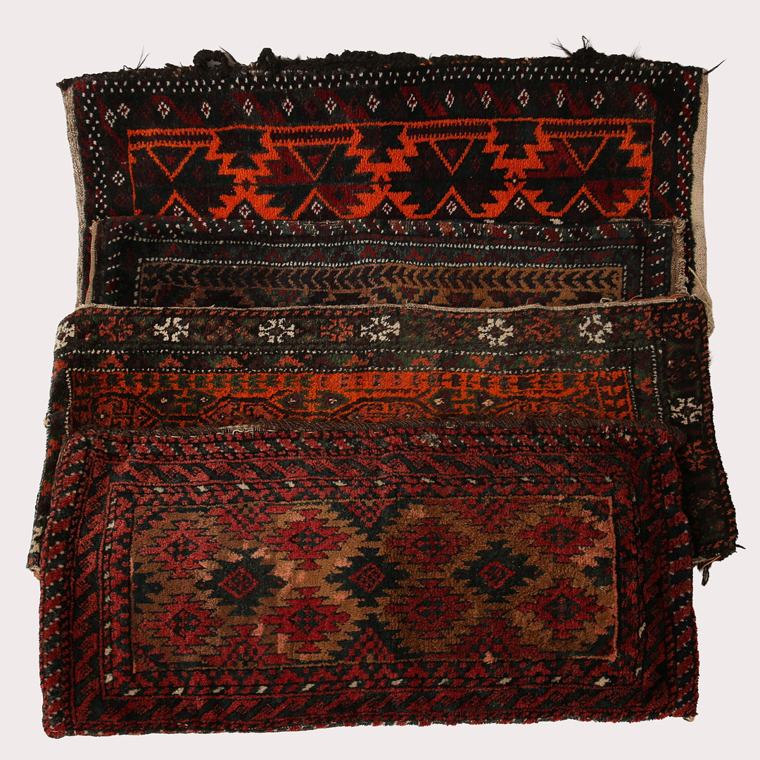 SMÅ MATTOR MED FODER, handknutna, orientaliska, 4 st.
