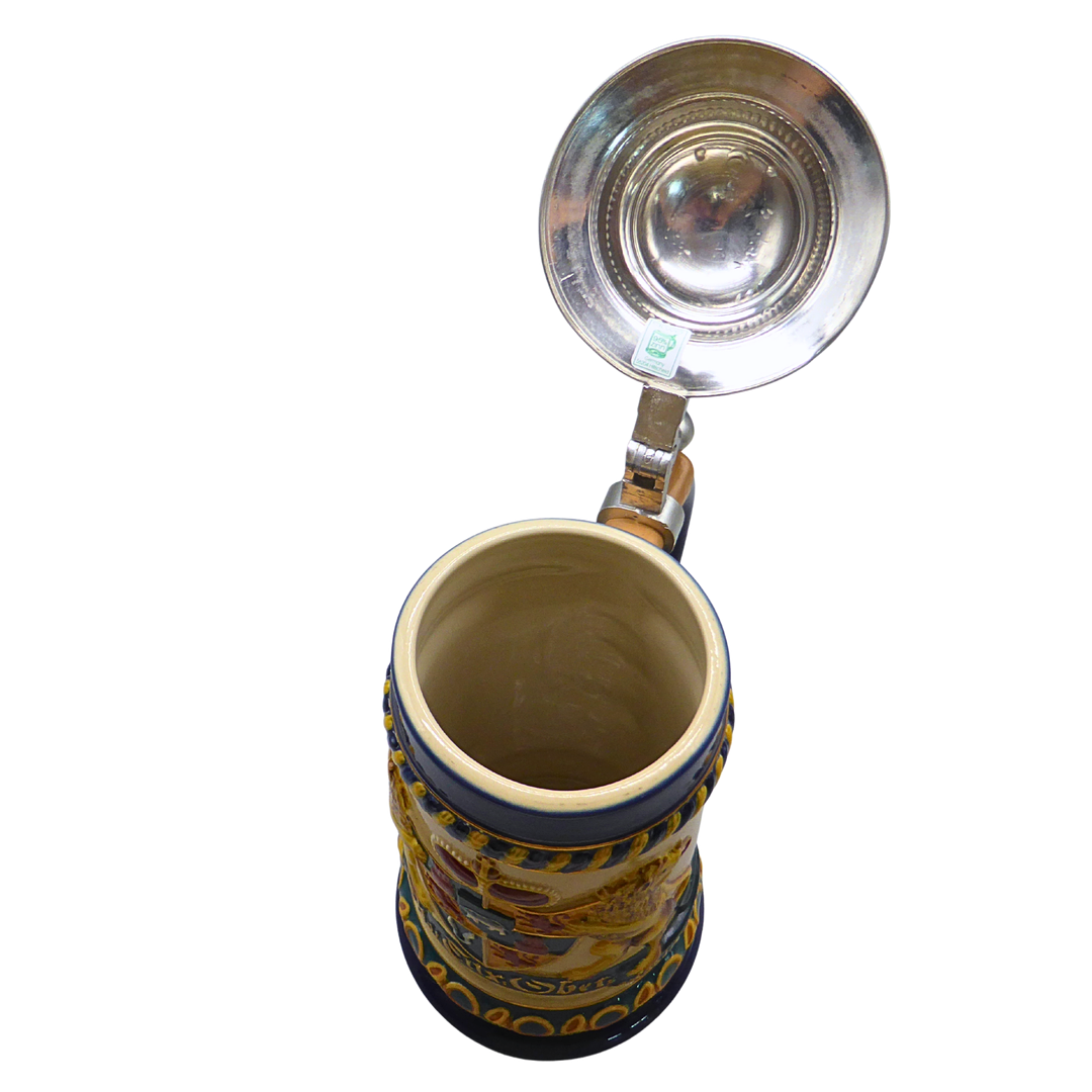 ALWE BIERKRUG AUS KERAMIK MIT ZINNDECKEL UND OBER-POSTAMT-MOTIV + ECHTHEITSZERTIFIKAT.