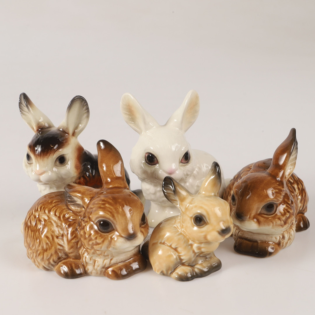 FIGURINER, 5 stycken, kaniner, porslin, Goebel, Tyskland.