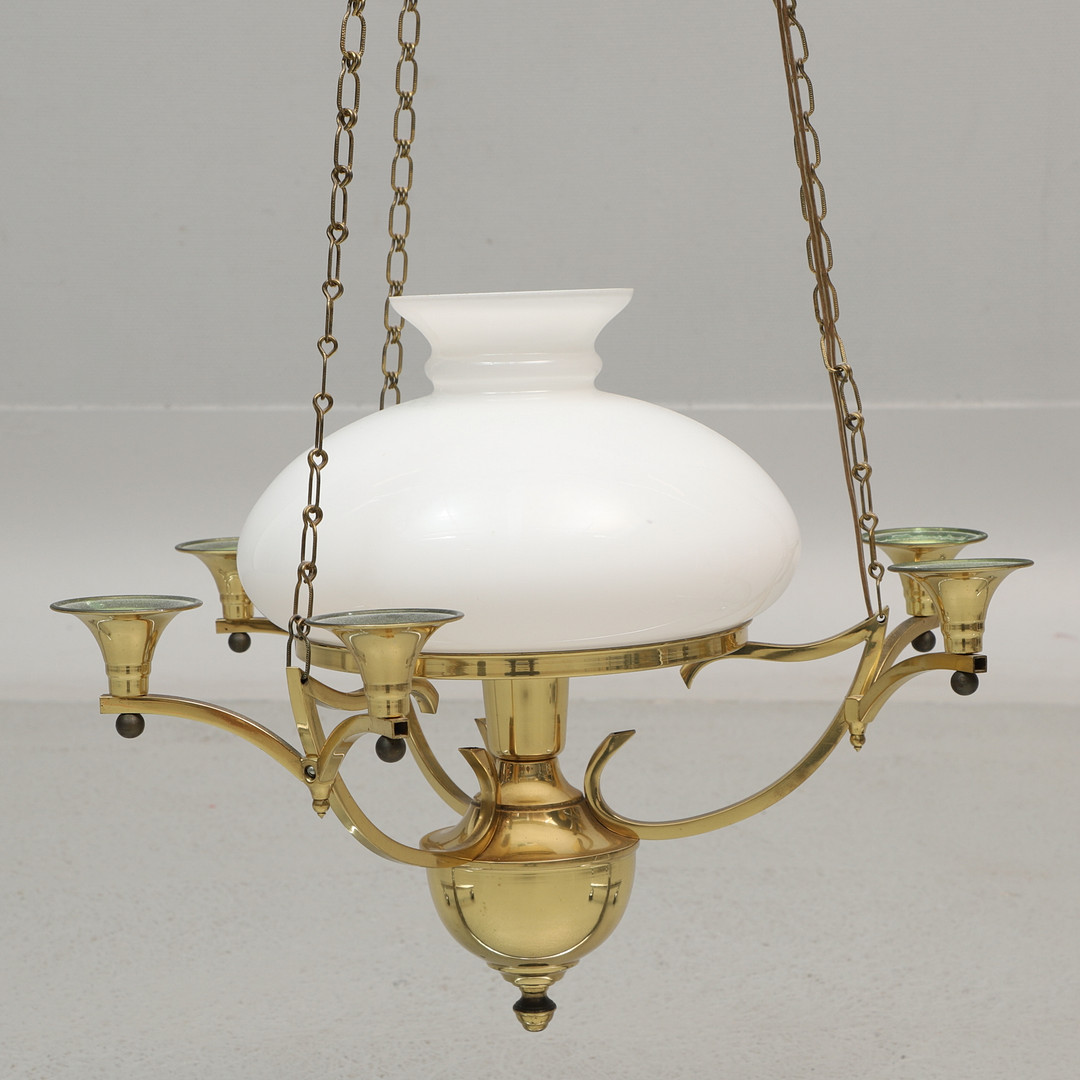 TAKLAMPA, mässing och glas, 1900-talets andra hälft.
