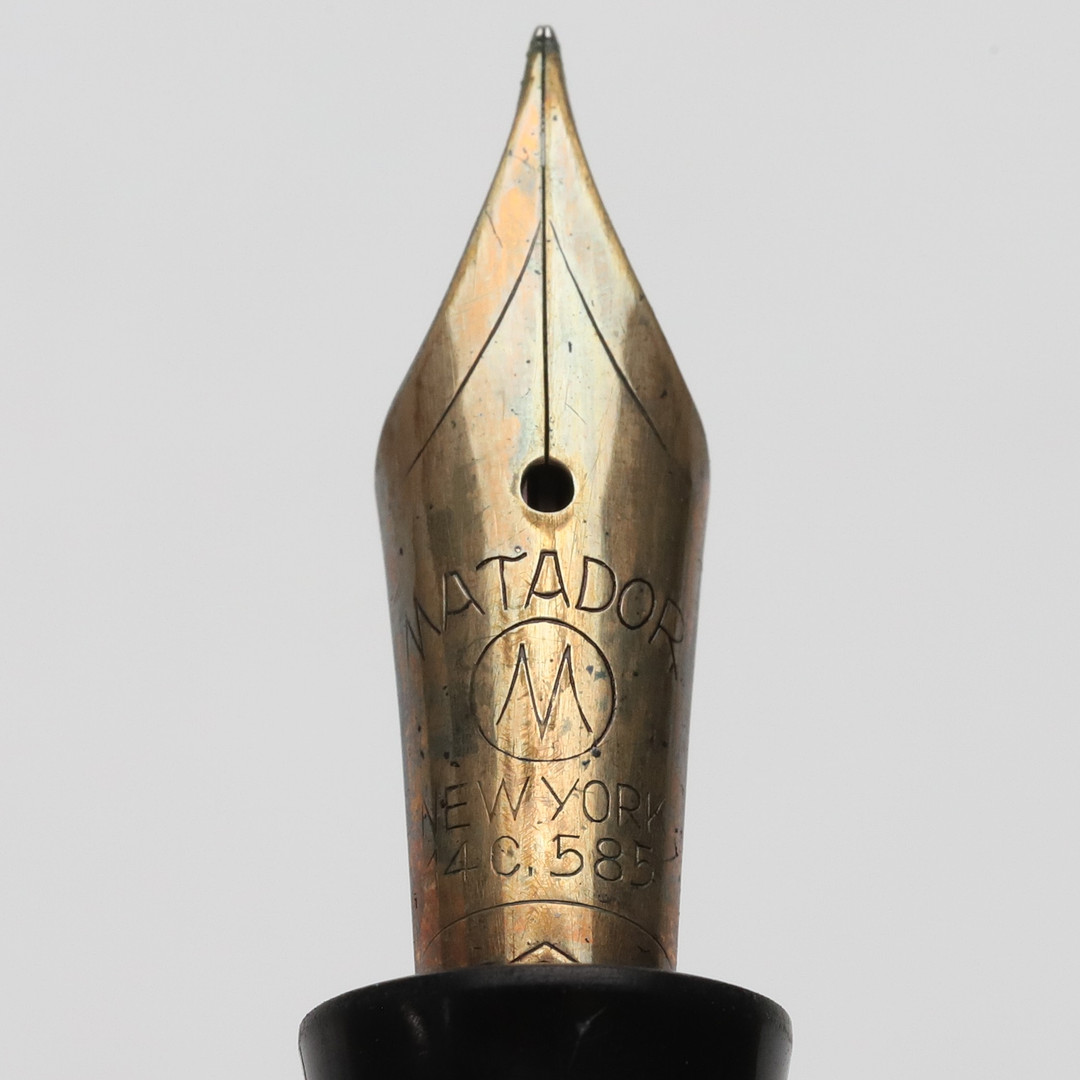RESERVOARPENNA. Matador Garant 996 med 14 karats guldspets, Tyskland 1930-tal.