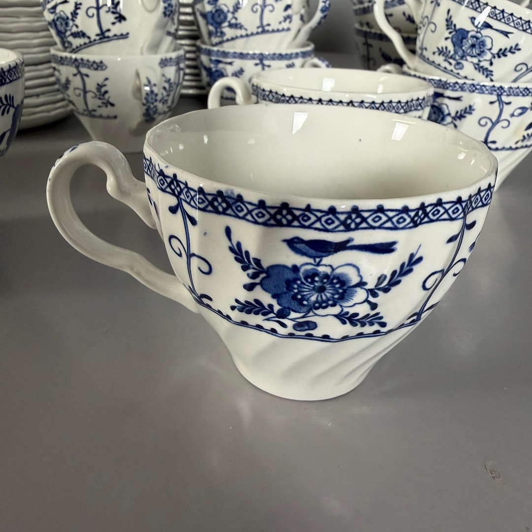 Johnson Bros, England,TE- och KAFFESERVIS, 68-delar, INDIES.