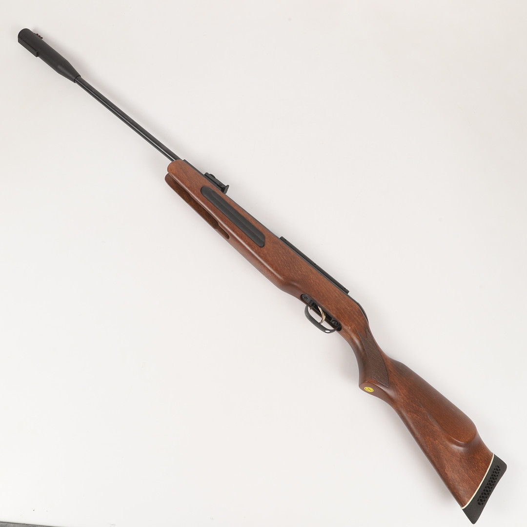 LUFTGEVÄR, Gamo Maxima, cal. 4,5.