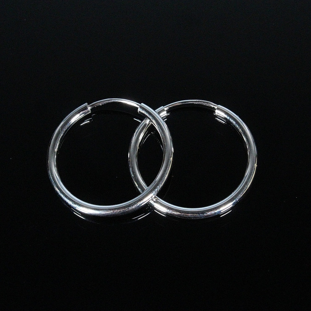 MERALIN JEWELRY. Creolen aus 925er Sterlingsilber, Italien.