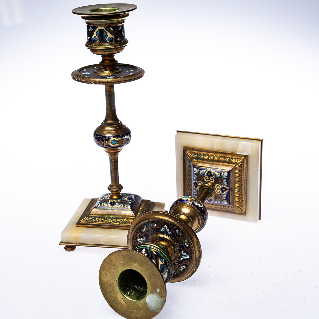LJUSSTAKAR,Cloisonné/sten, 1900 - talets första hälft.