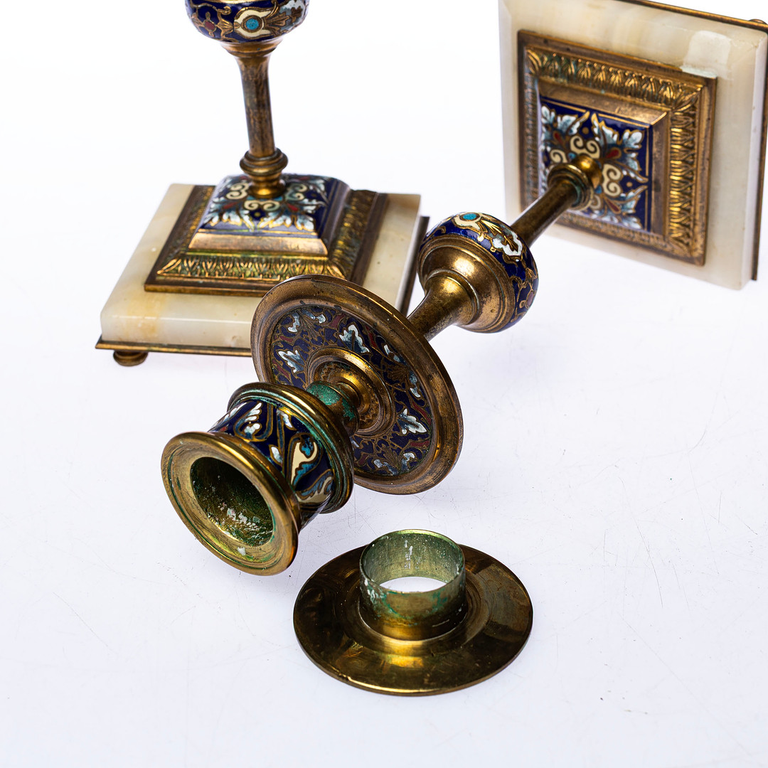 LJUSSTAKAR,Cloisonné/sten, 1900 - talets första hälft.