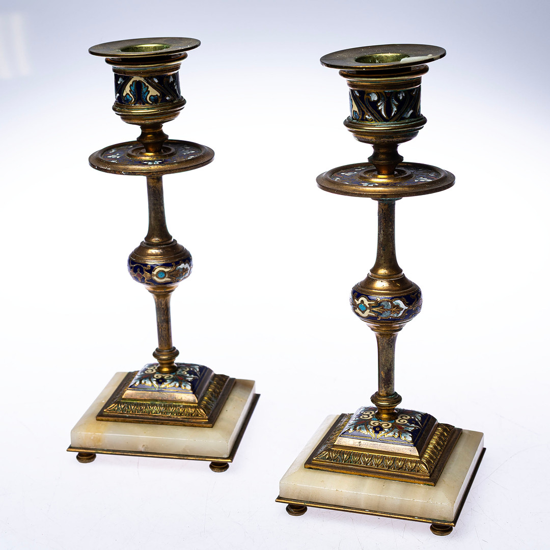 LJUSSTAKAR,Cloisonné/sten, 1900 - talets första hälft.