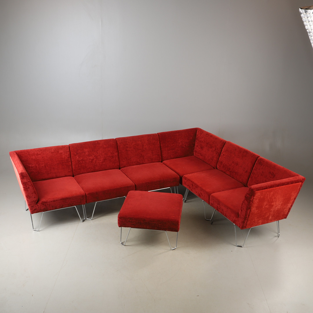 MODULSOFFA, "Qvarto", textilklädd med kormat underede, Blå station, 2000-tal.