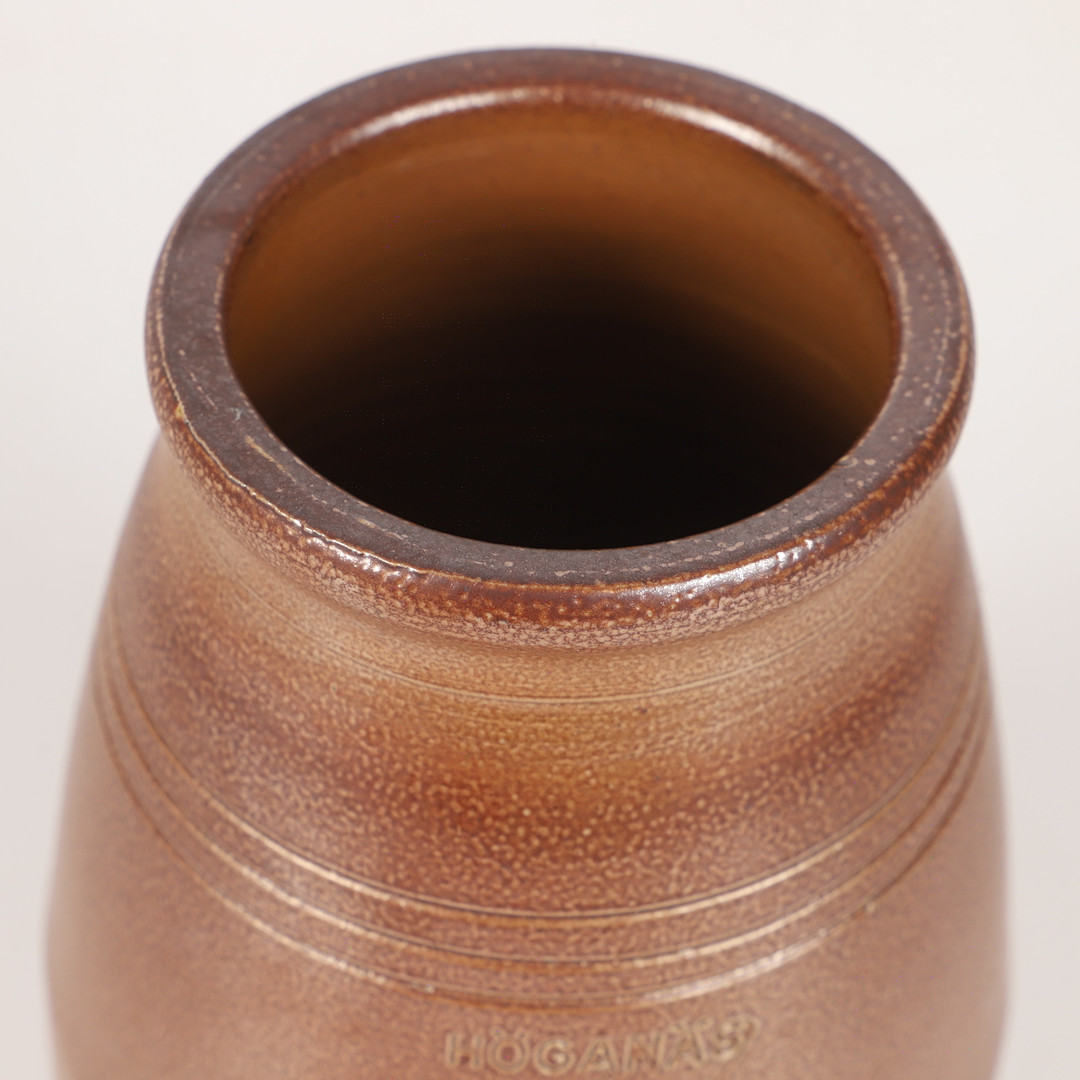KRUS MED TAPPKRAN, 3 liter, saltglaserad keramik, Sven Bolin, 1900-tal.