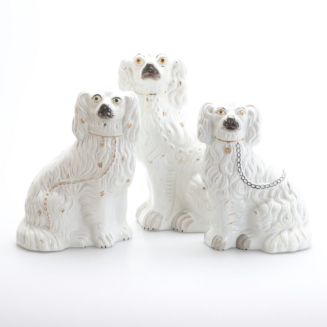 FIGURINER, 3 stycken, flintgods, Staffordshire, England.