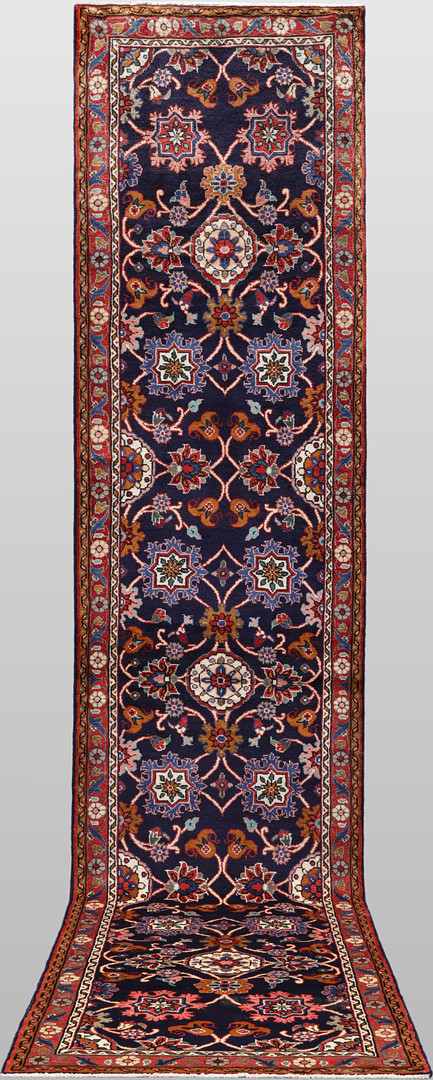 MATTA. Hamadan gallerimodell, 505 x 100 cm.