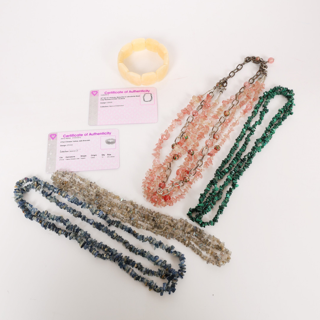 A YELLOW JADE BRACELET, KYANITE, MALACHITE & LABRADORITE NECKLACES ETC (5).