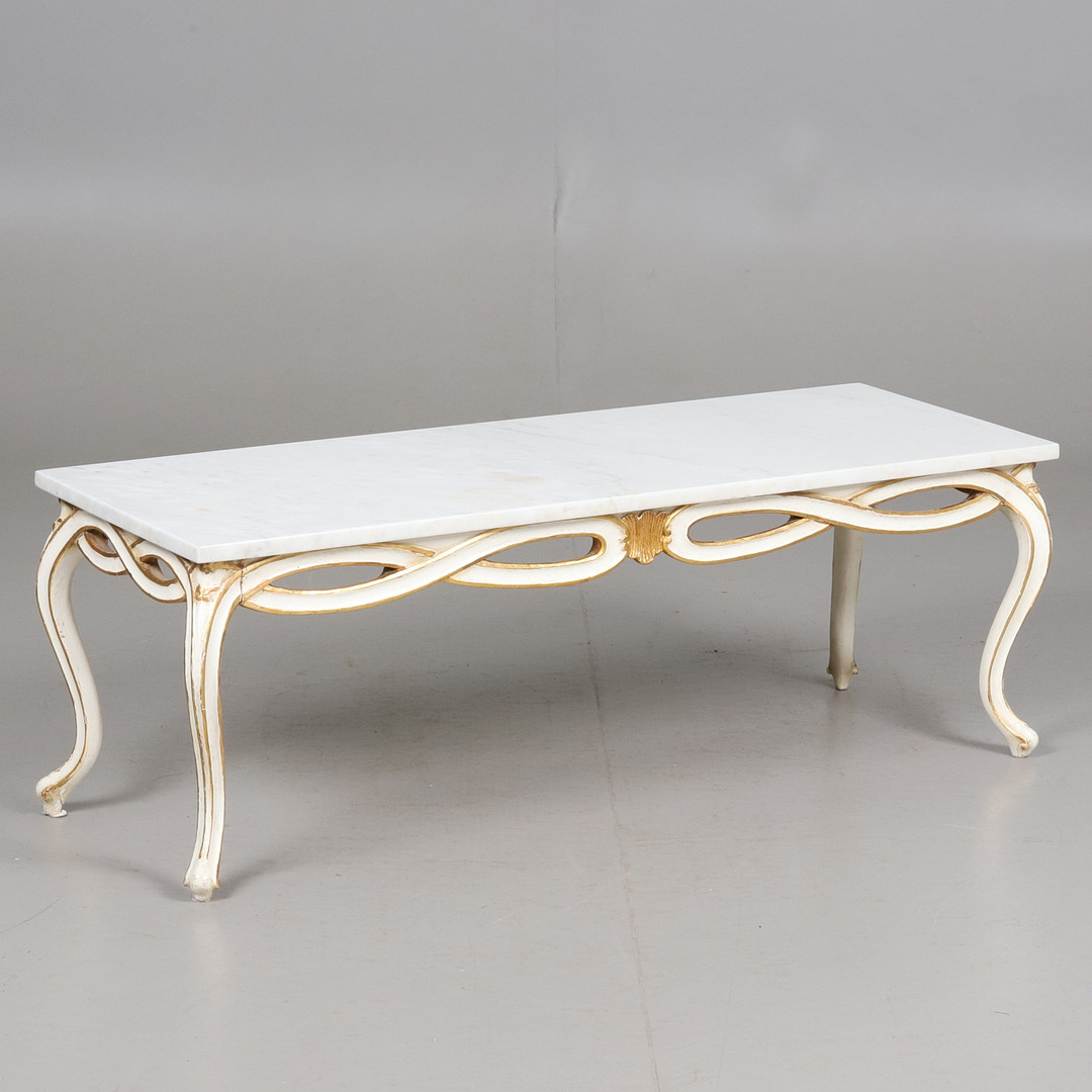 BORD. Trästomme med marmorskiva, plakettmärkt Palladio made in Italy, 1950/60-tal.